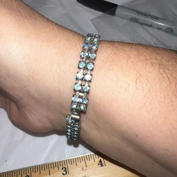 Vintage Prong Set Double Row Blue Rhinestone Bracelet - Picture 3 of 7